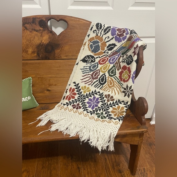 Vintage Floral Hand Embroidered Cross Stitch Fringe Art Deco Piano Shawl (liner) - Picture 4 of 5